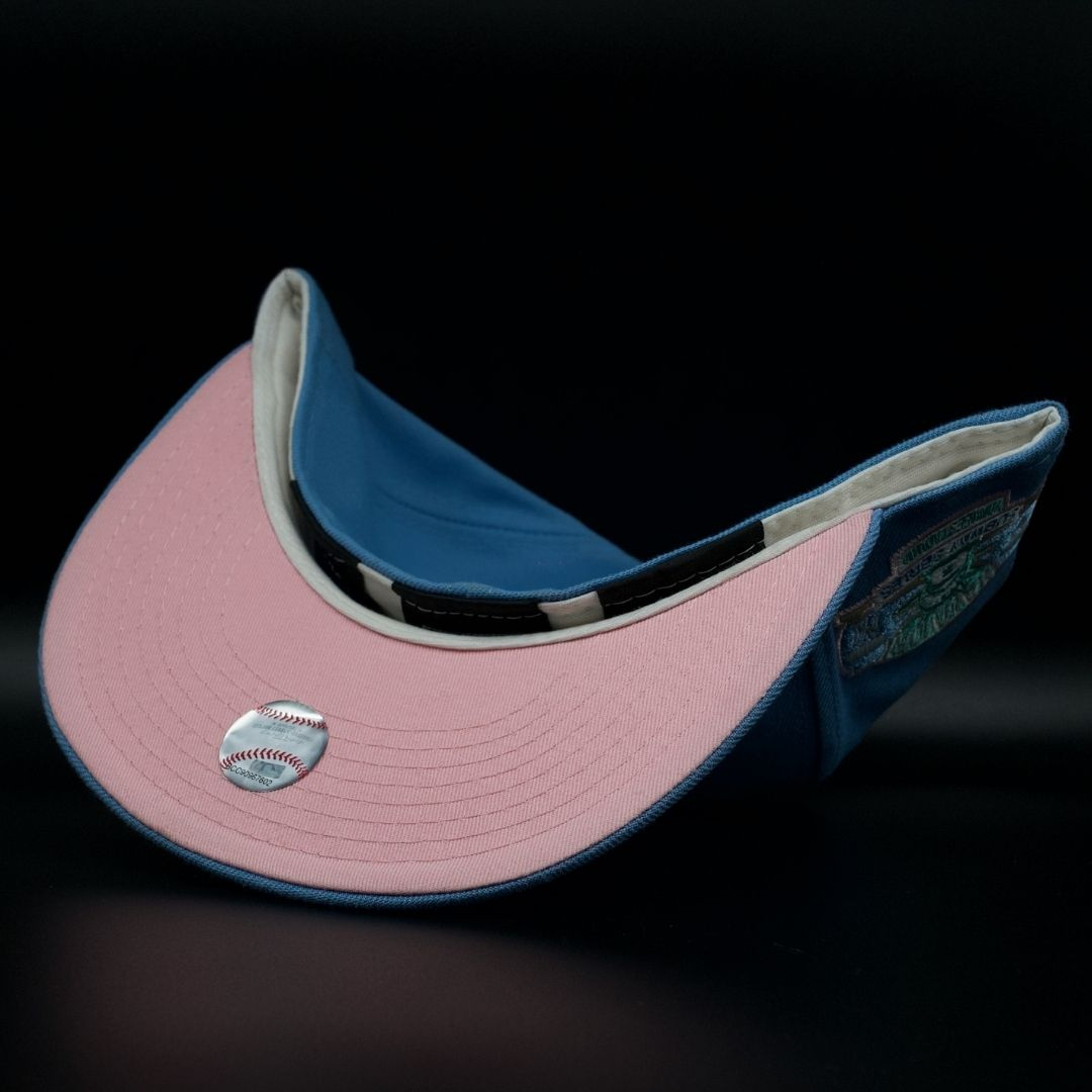 New York Yankees Sky Blue NY Logo 1998 World Series Pink Brim 59FIFTY Fitted Hat