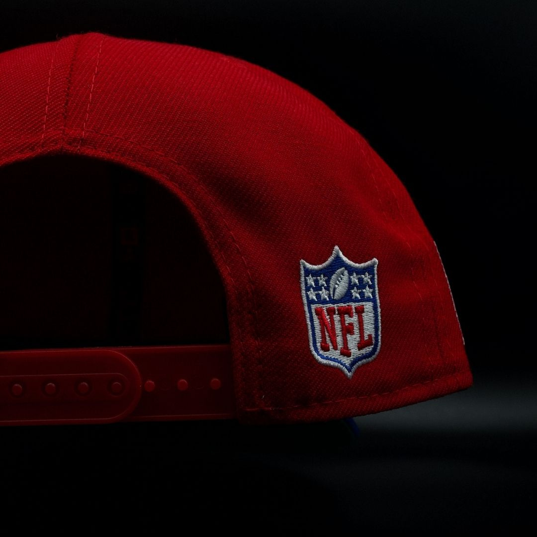 Las Vegas Raiders Red and Blue Filipino Flag Green Brim 9FIFTY Snapback Hat