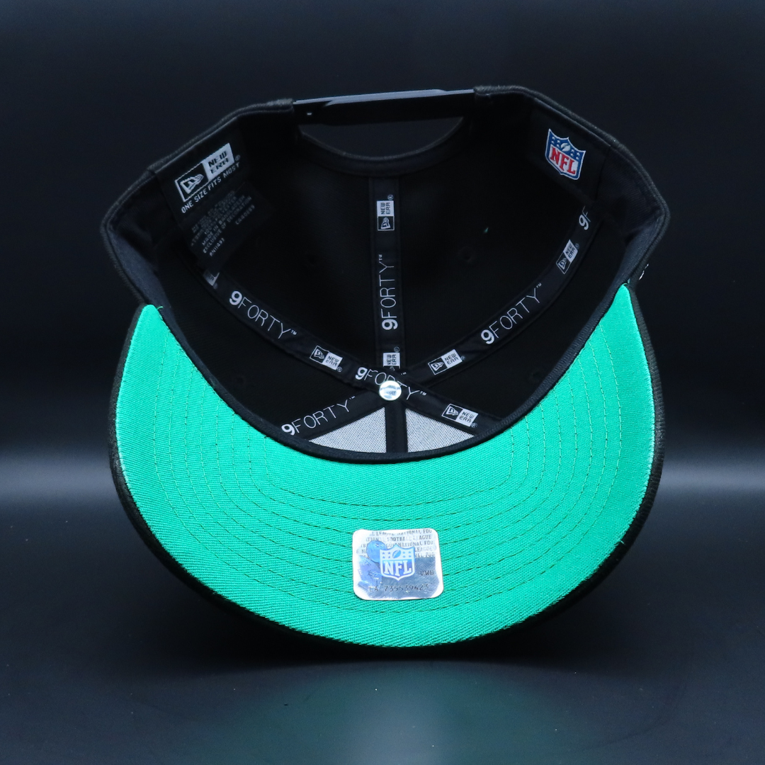 Las Vegas Raiders Black Signature Green Brim 9FORTY SnapBack Hat