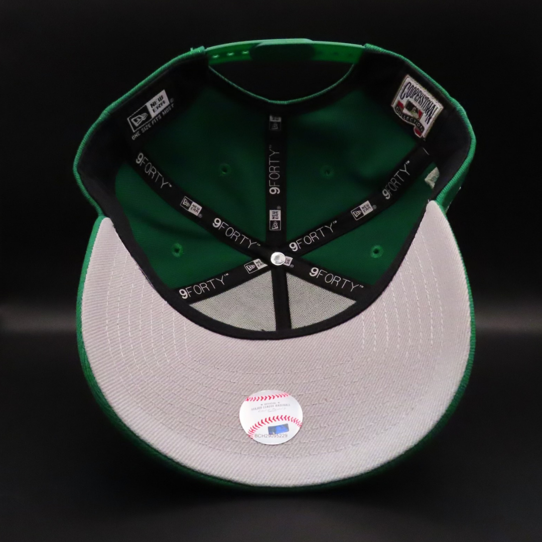 New York Mets Green NY Logo Rose 25th Anniversary Gray Brim 9FORTY Snapback Hat